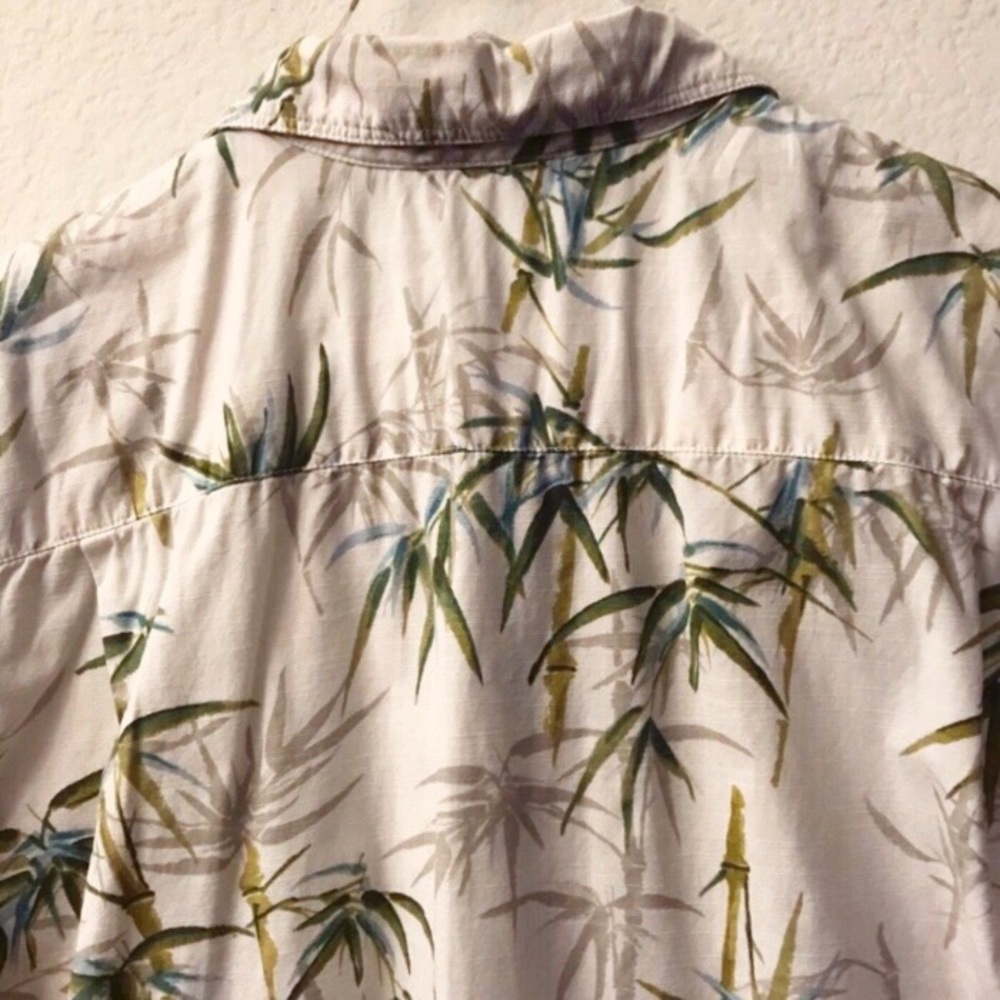 Columbia Men’s Short Sleeved Button Down Shirt M - Picture 3 of 6